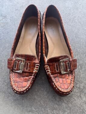 Naturalizer Women's Brown Embossed Loafers Slip On Shoes Buckle Size 7.5M